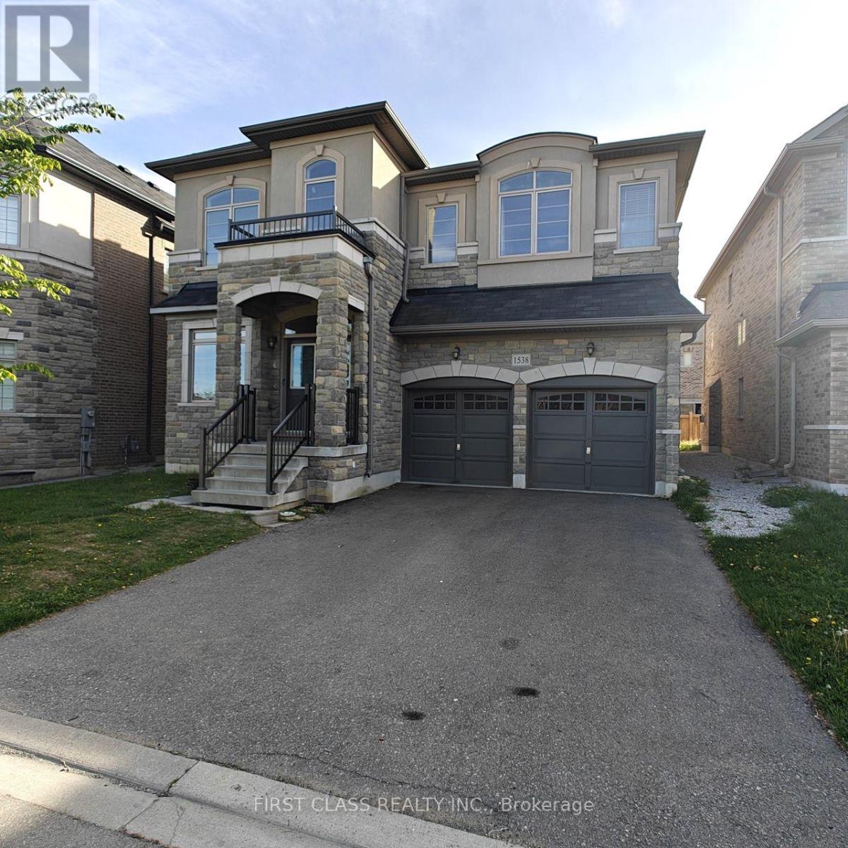 Photo of 1538 Devine Point
