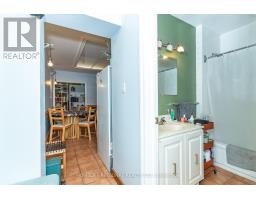 Kitchen - 122 Emerson Avenue, Toronto, ON M6H3T1 Photo 12