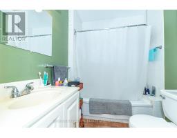 Bedroom - 122 Emerson Avenue, Toronto, ON M6H3T1 Photo 13