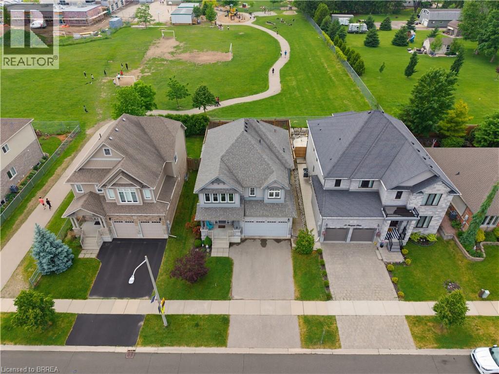 21 IRONGATE Drive - 35