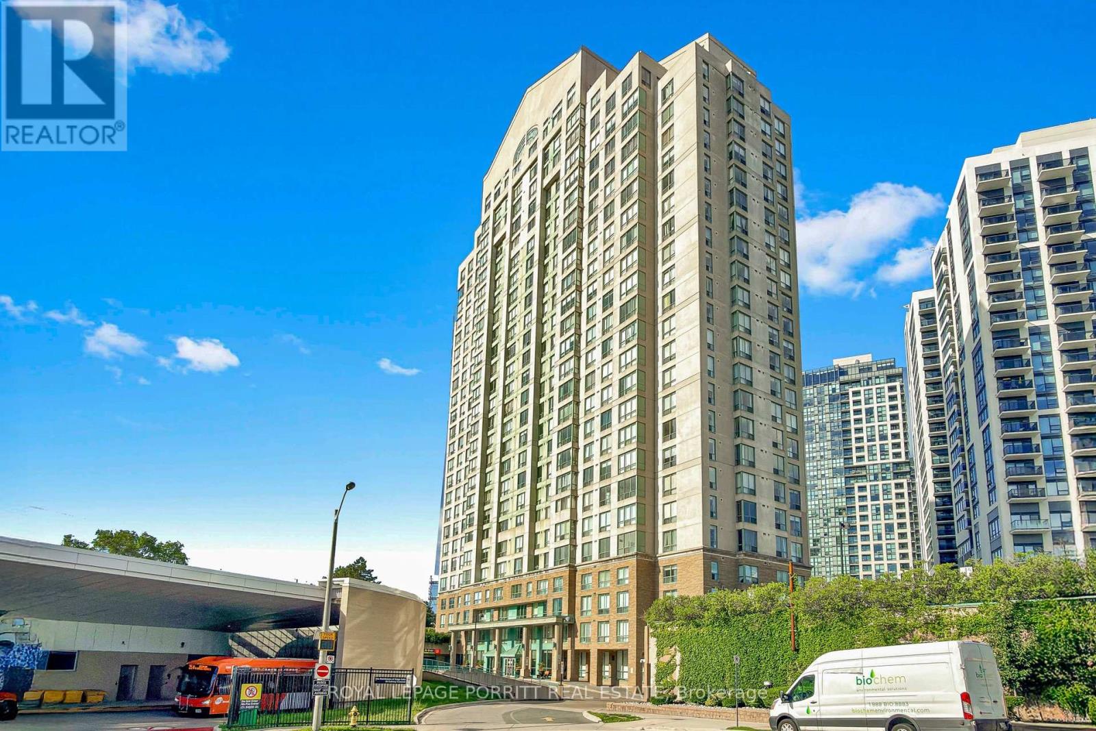 #414 101 SUBWAY CRESCENT - 1