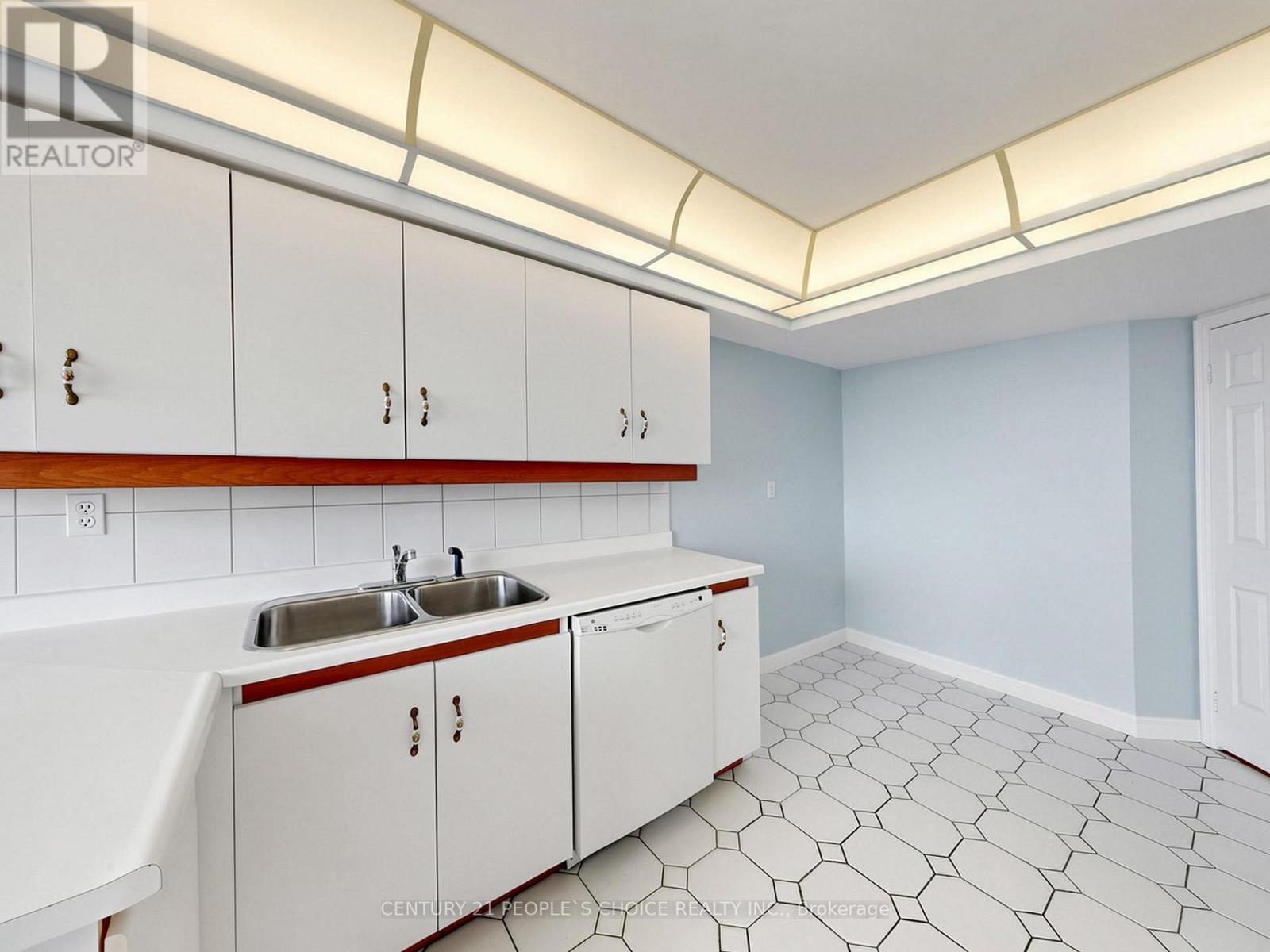 #1201 22 HANOVER ROAD - Image 17