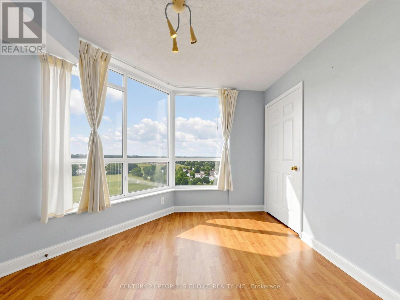 #1201 22 HANOVER ROAD - Image 19