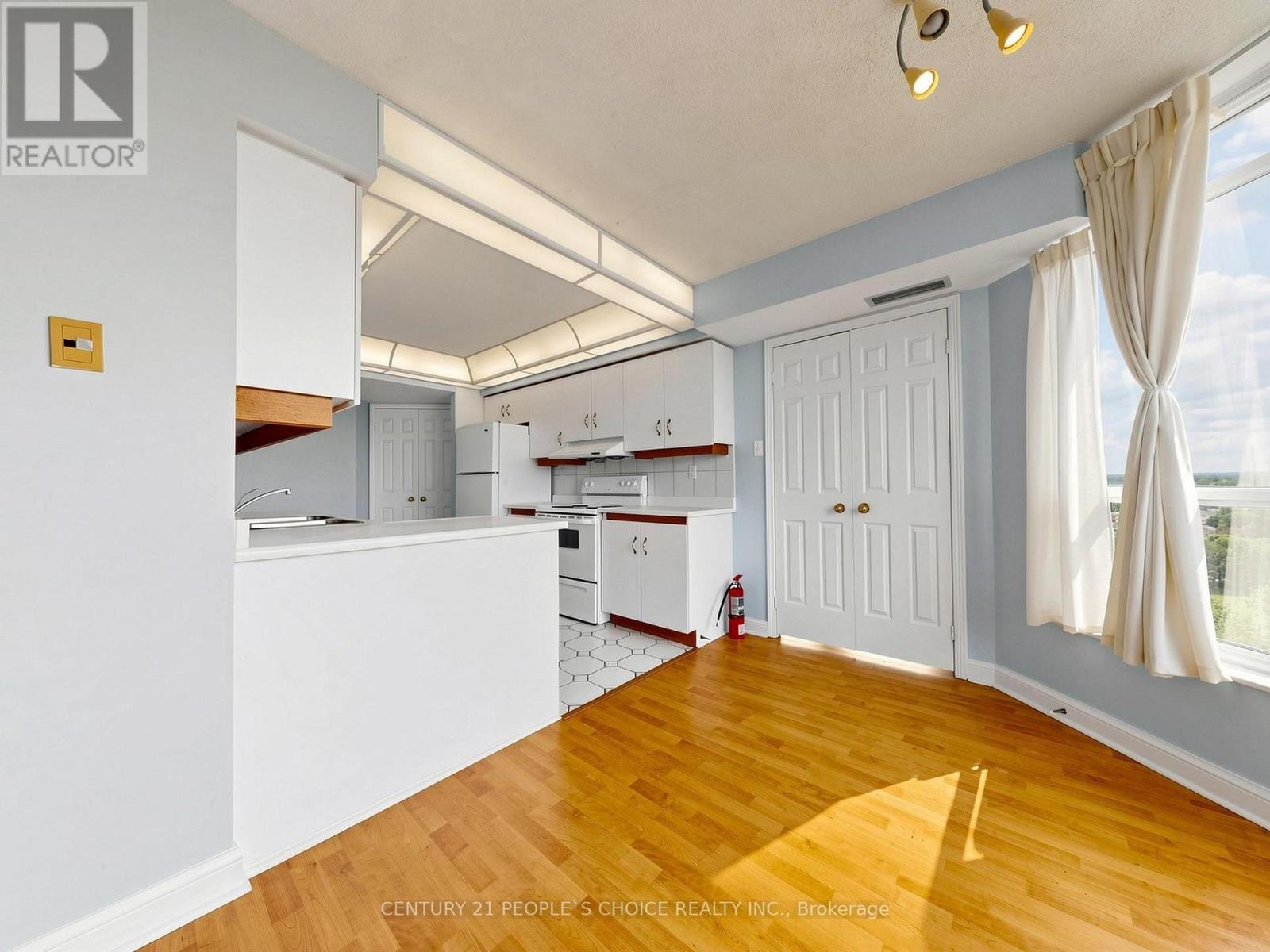 #1201 22 HANOVER ROAD - Image 20