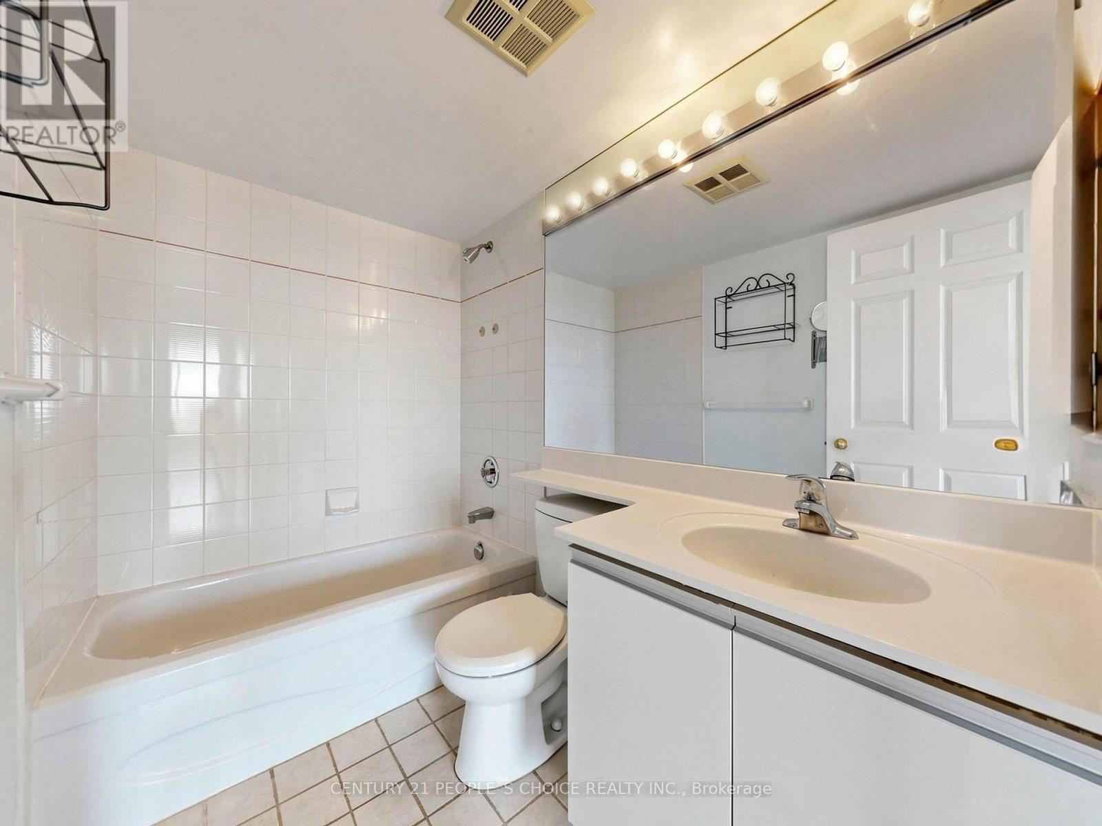#1201 22 HANOVER ROAD - Image 26