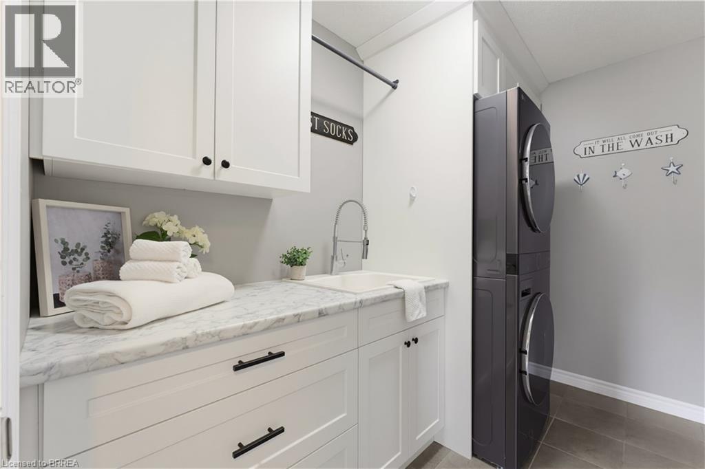 21 IRONGATE Drive - 21