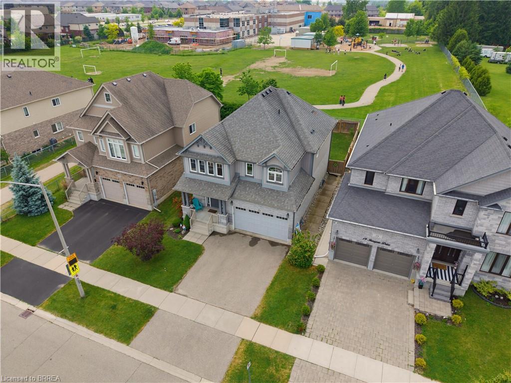 21 IRONGATE Drive - 36
