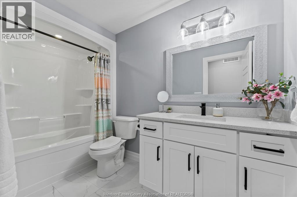 14 DUNDEE DRIVE - 36