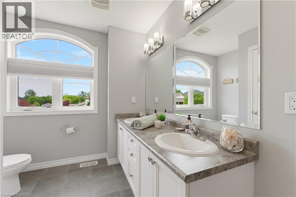 21 IRONGATE Drive - 17