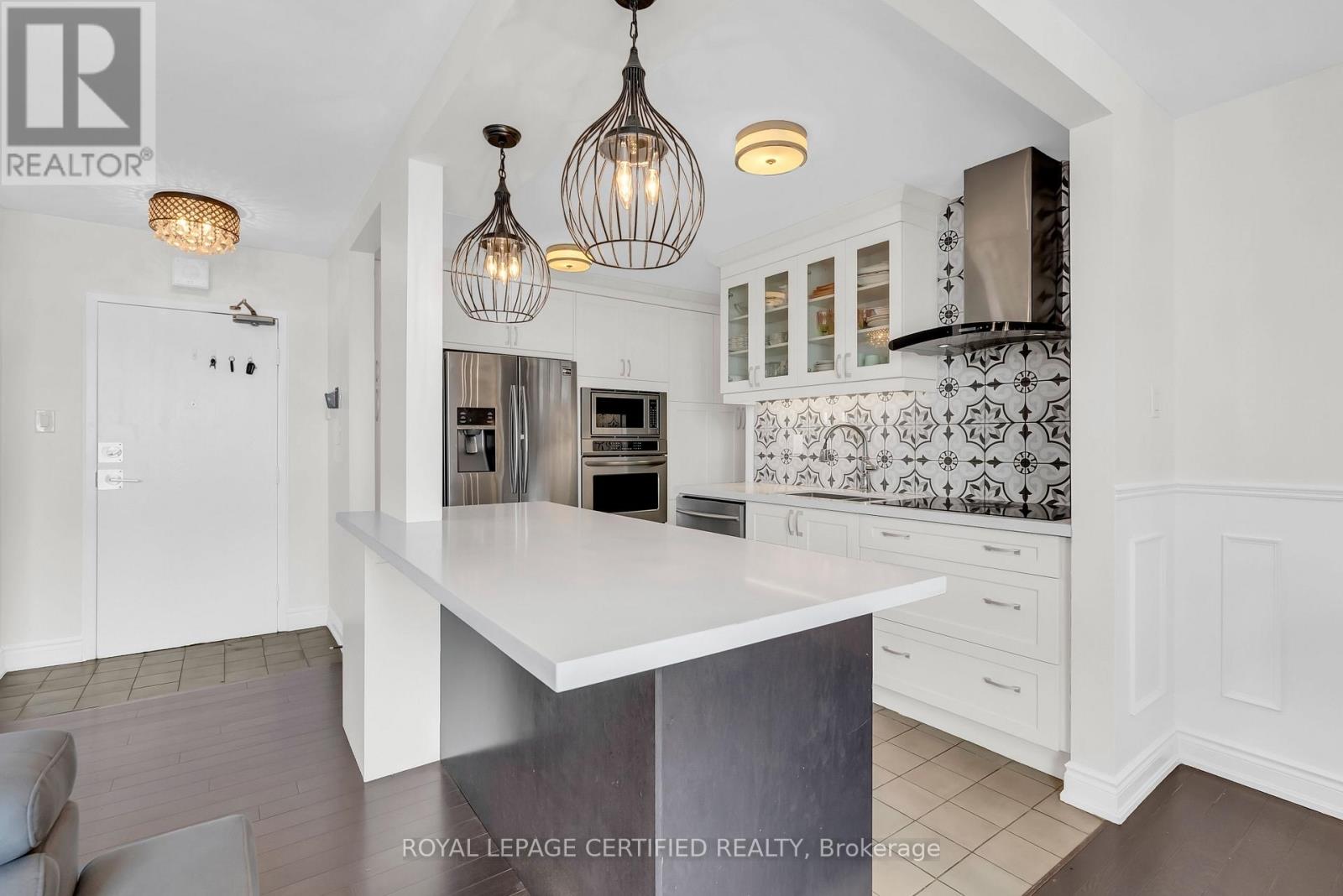 #1402 3170 KIRWIN AVENUE - 1