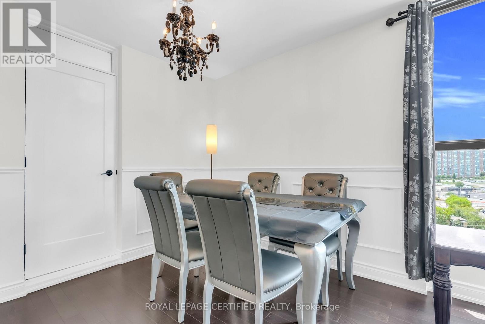 #1402 3170 KIRWIN AVENUE - 23