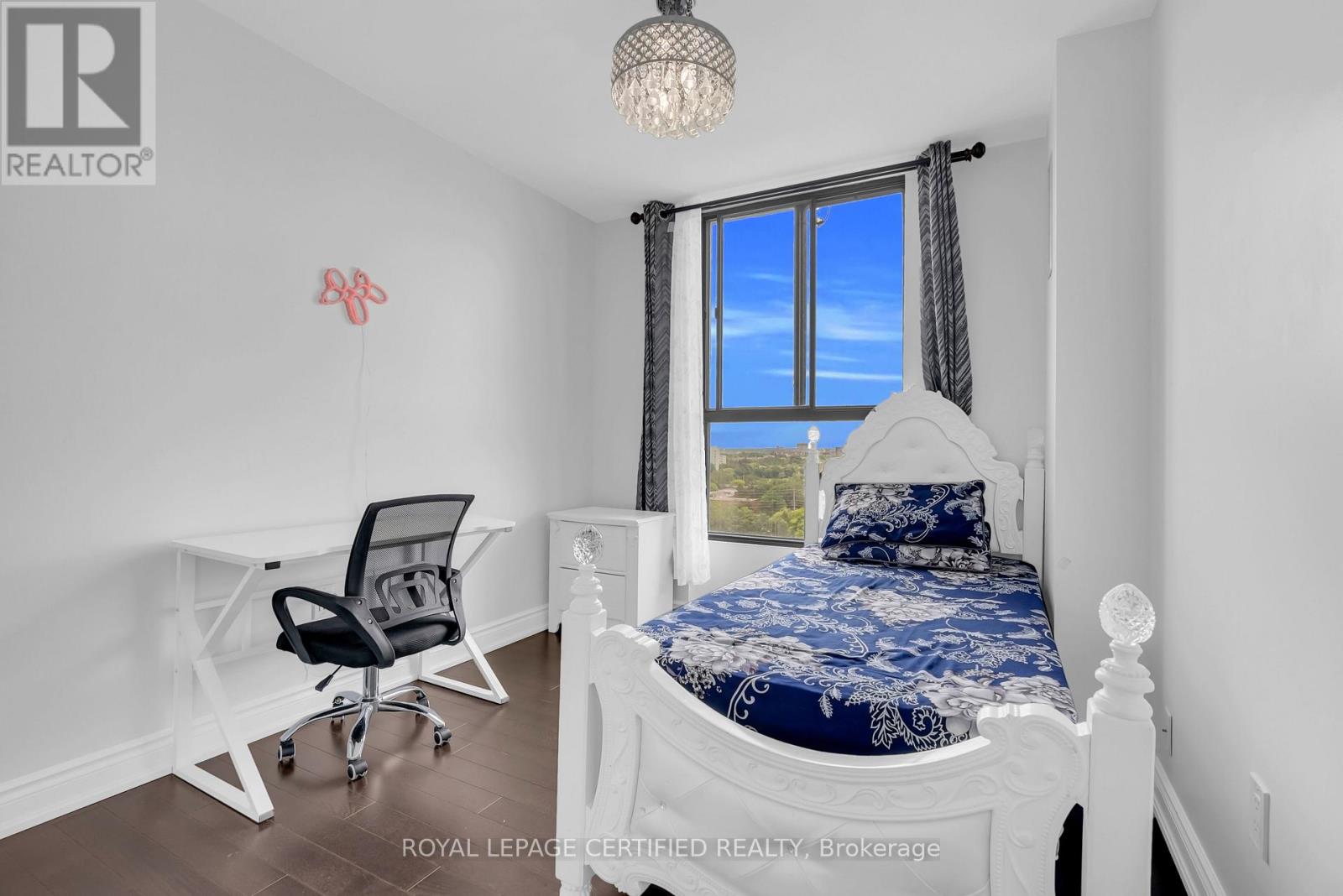 #1402 3170 KIRWIN AVENUE - 30