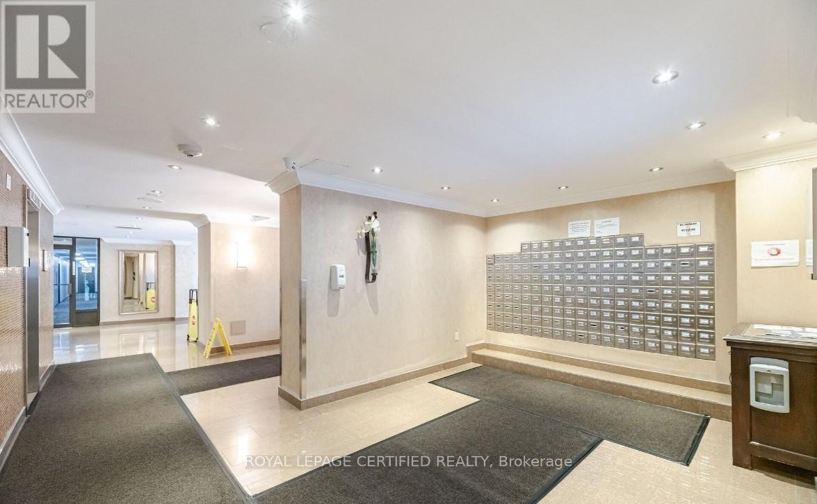 #1402 3170 KIRWIN AVENUE - 41