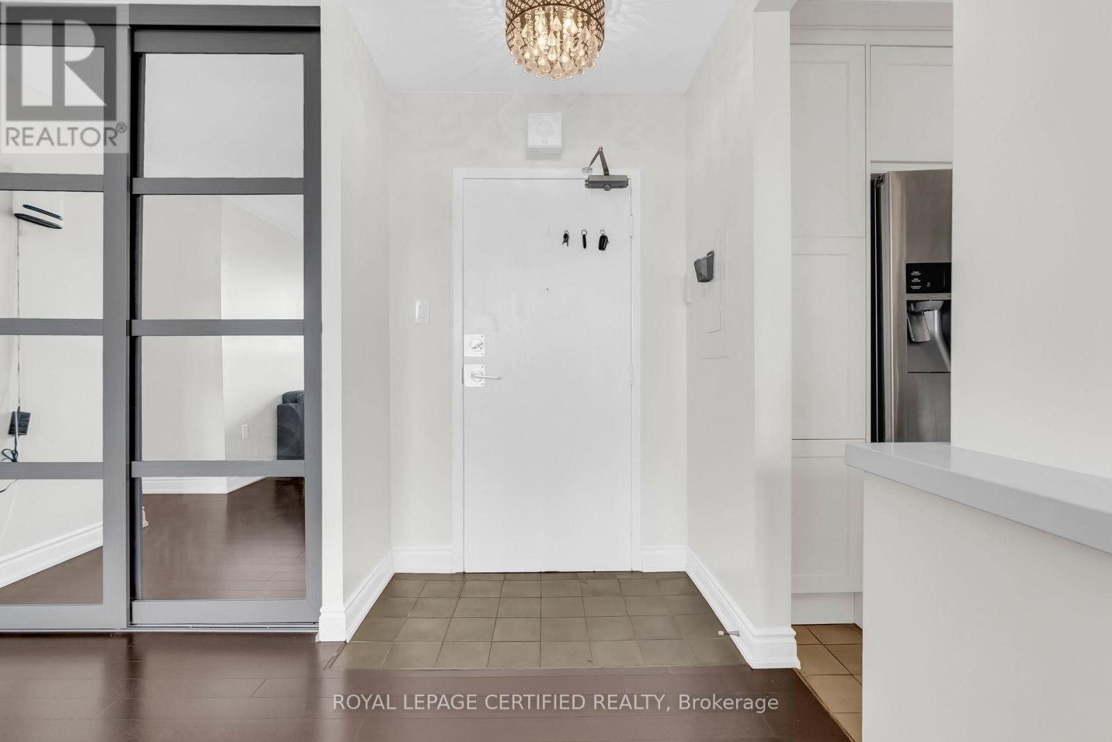 #1402 3170 KIRWIN AVENUE - 9