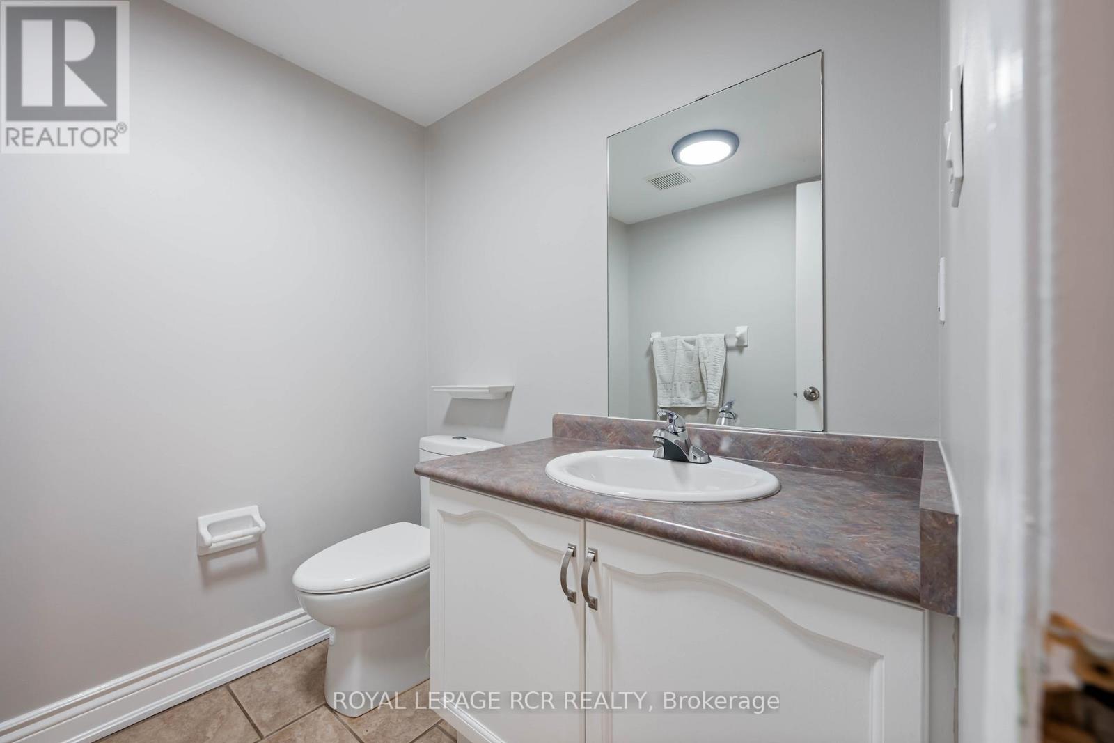 367 MARSHALL CRESCENT - 13