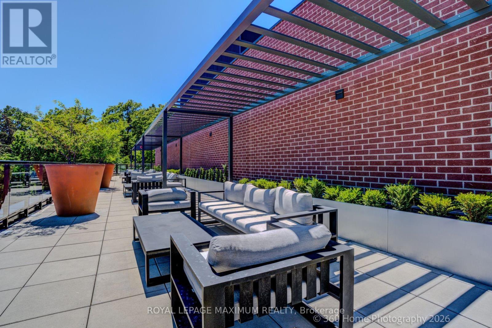 #408 50 ANN STREET - 33