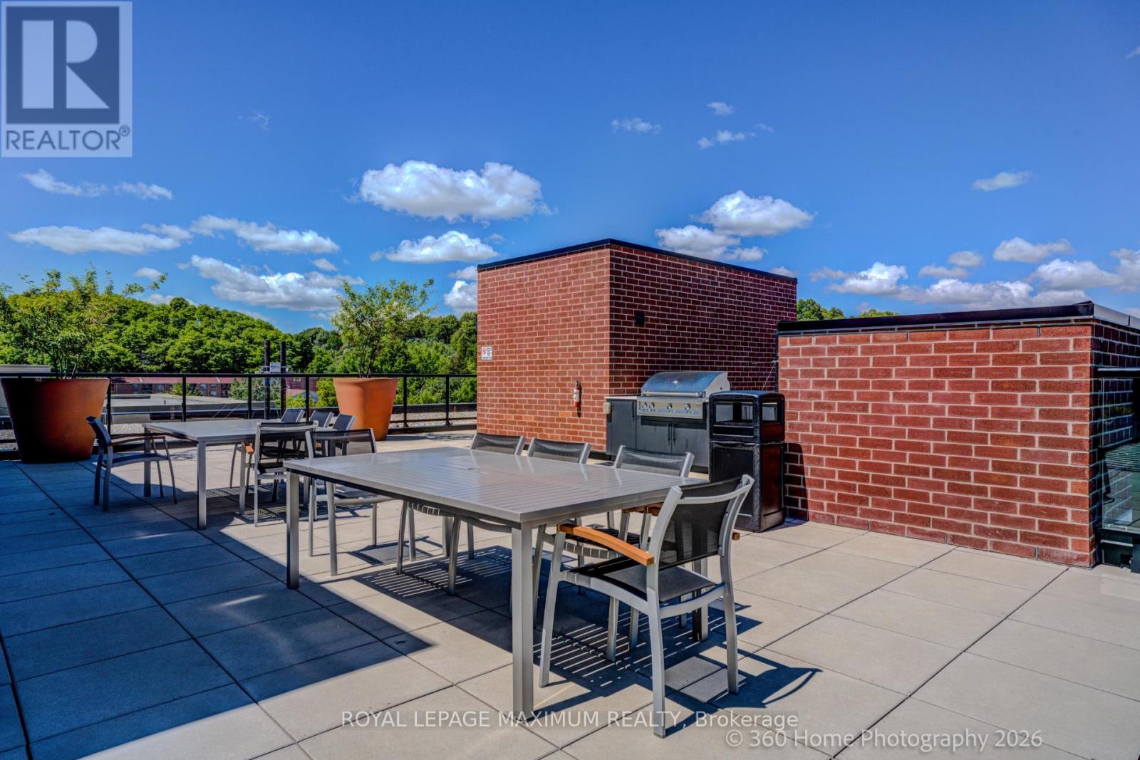 #408 50 ANN STREET - 35