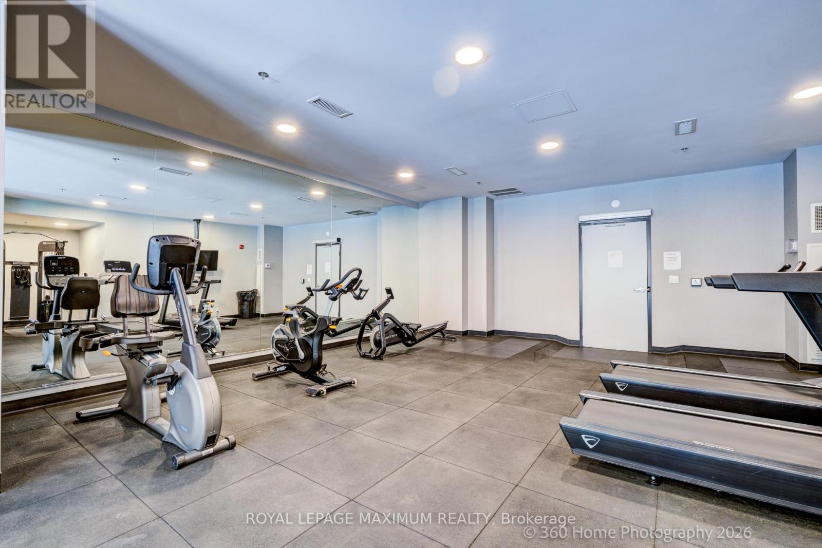 #408 50 ANN STREET - 38