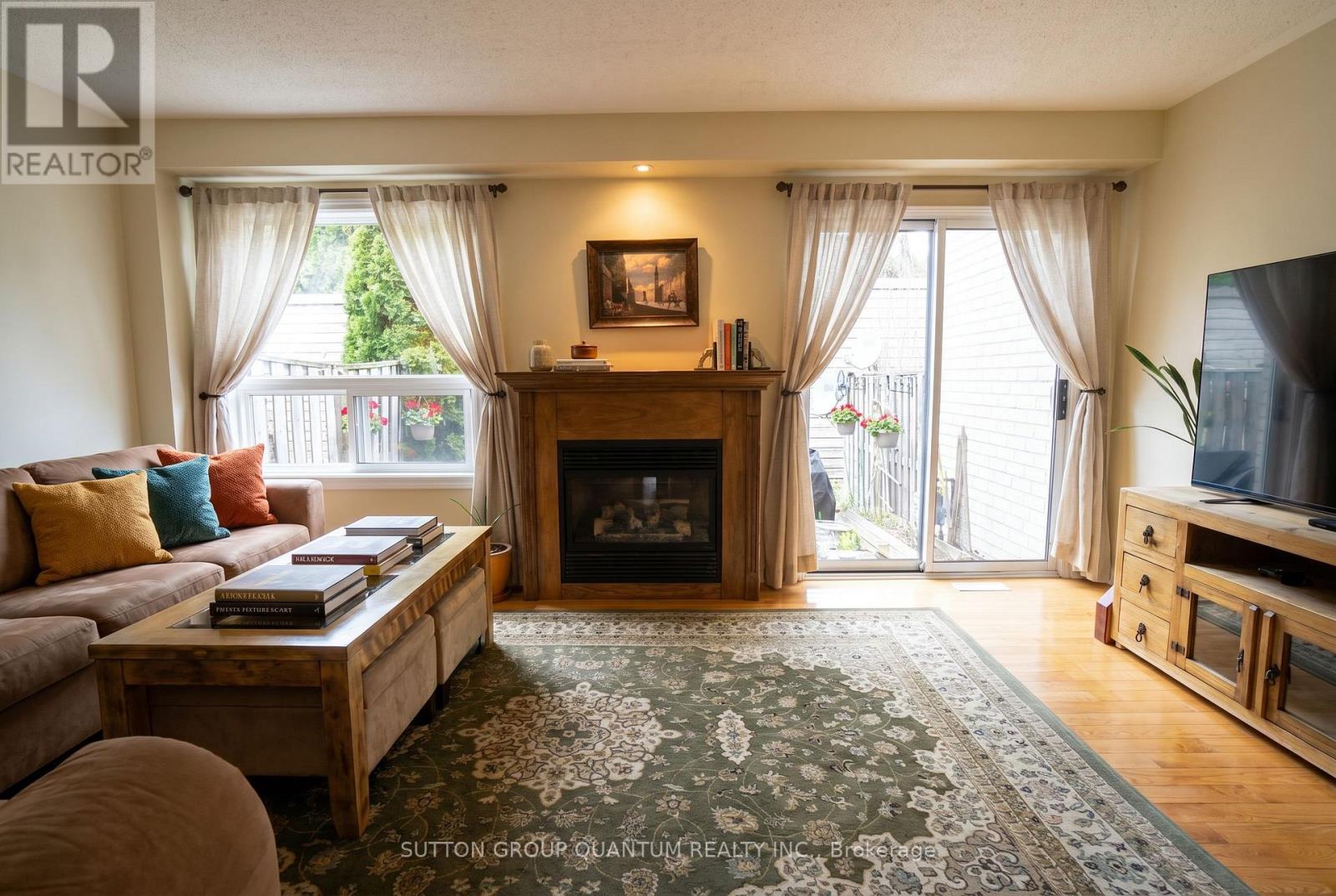#26 5525 PALMERSTON CRESCENT - 12