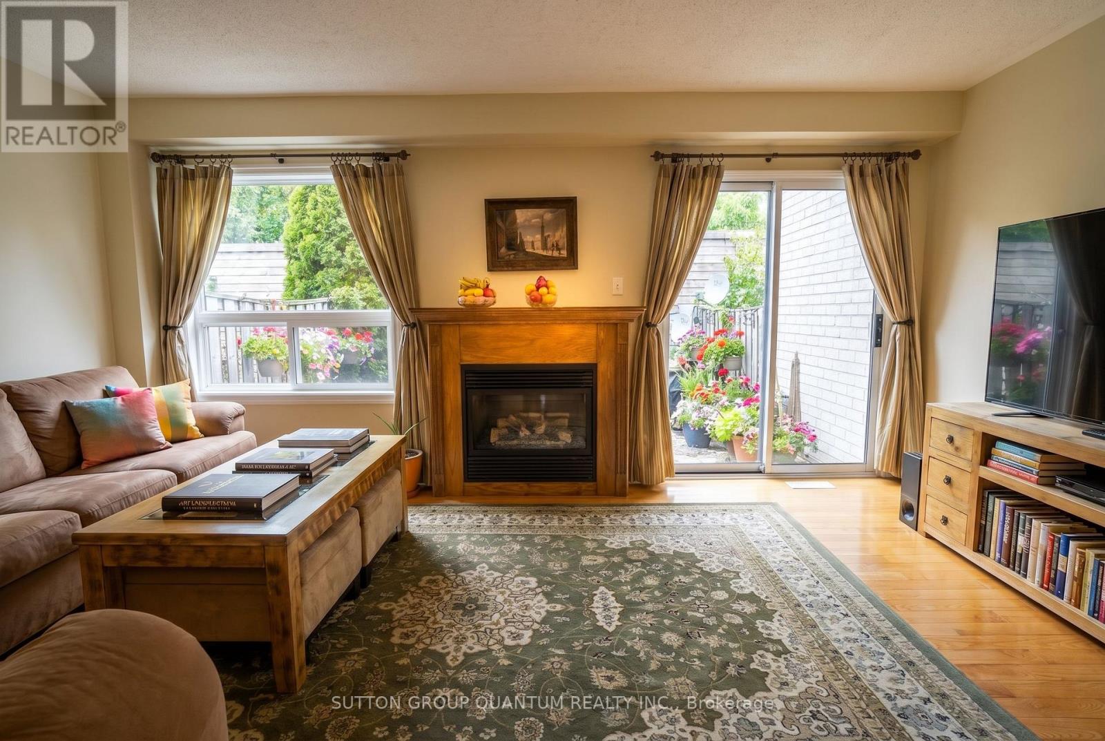 #26 5525 PALMERSTON CRESCENT - 13
