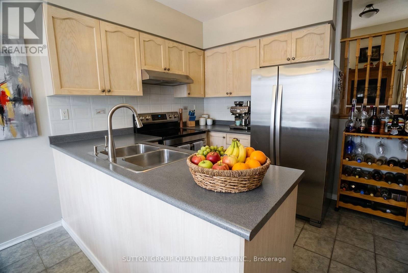 #26 5525 PALMERSTON CRESCENT - 6