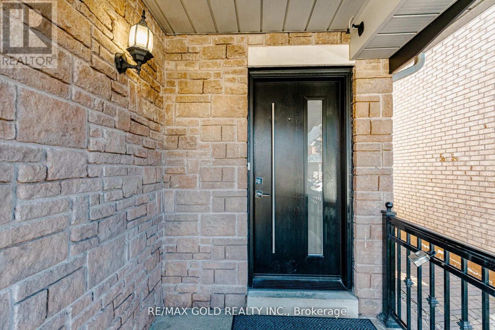 23 WILD INDIGO CRESCENT - 4