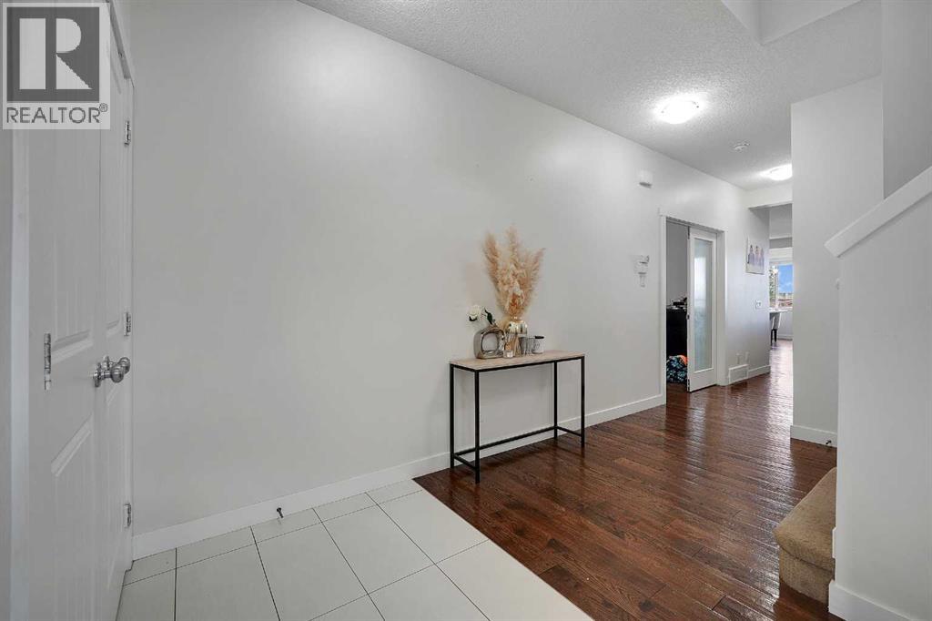 129 Covecreek Bay NE - 3