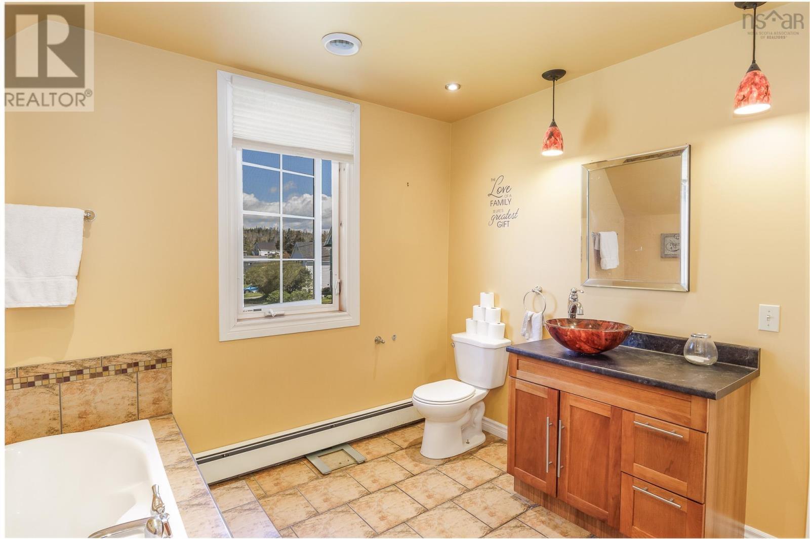 Property 26 of 30 of 23 Upper Warren Street