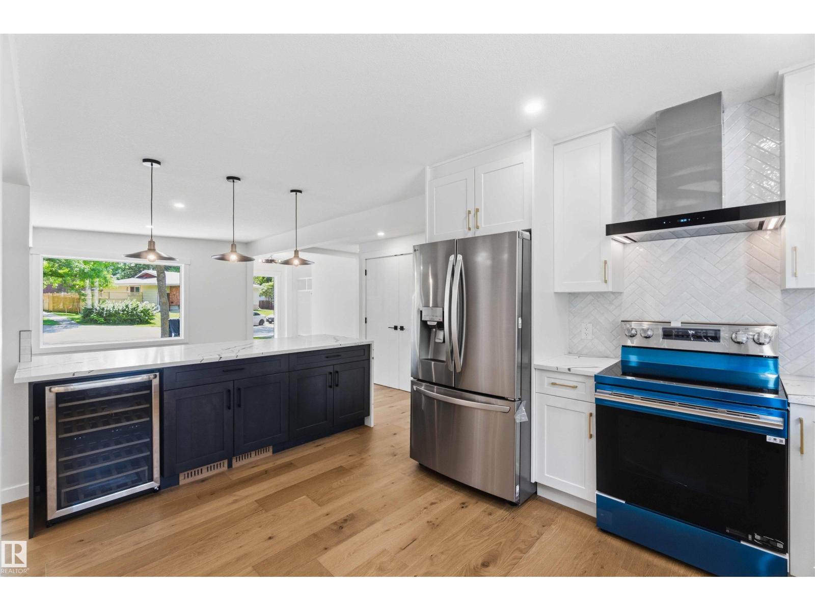 19 GREENBRIER CR — photo 19