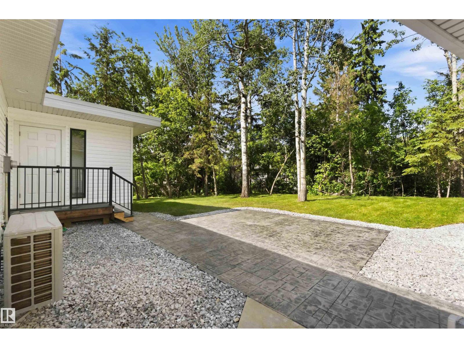 19 GREENBRIER CR — photo 7
