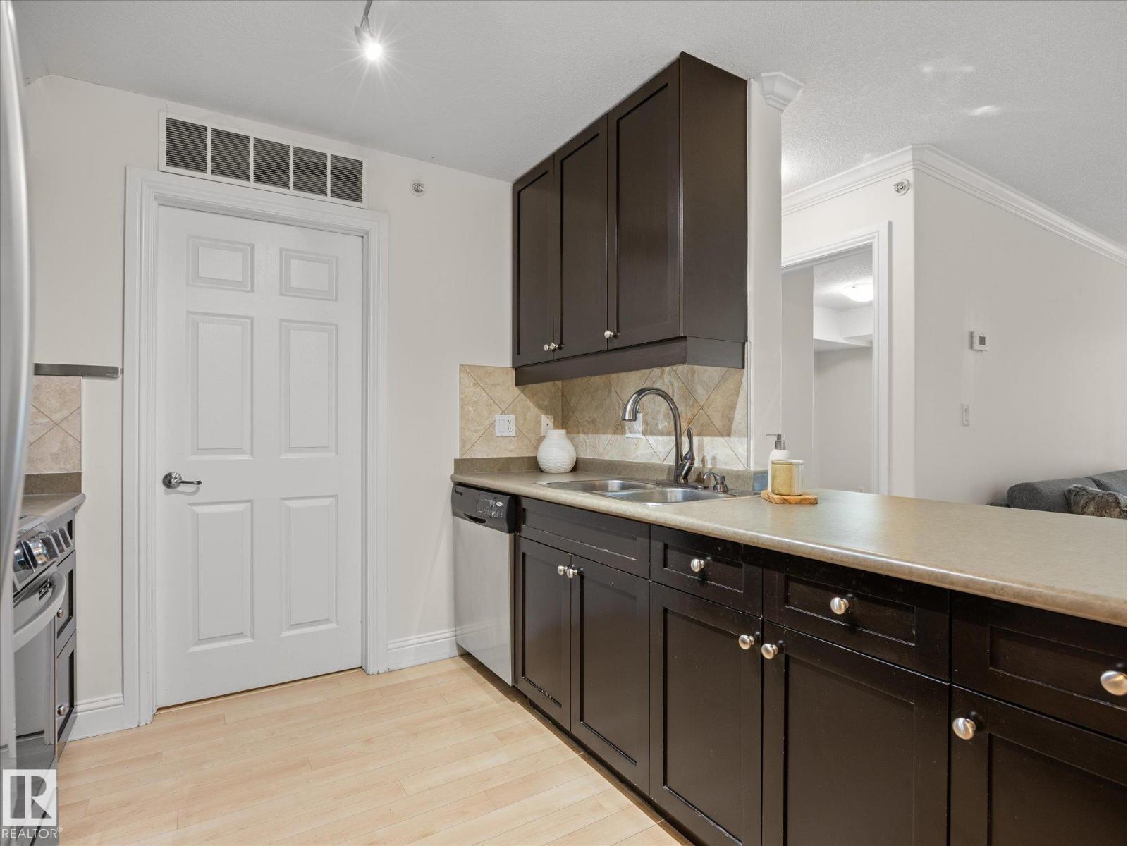 #403 14608 125 ST NW - 11