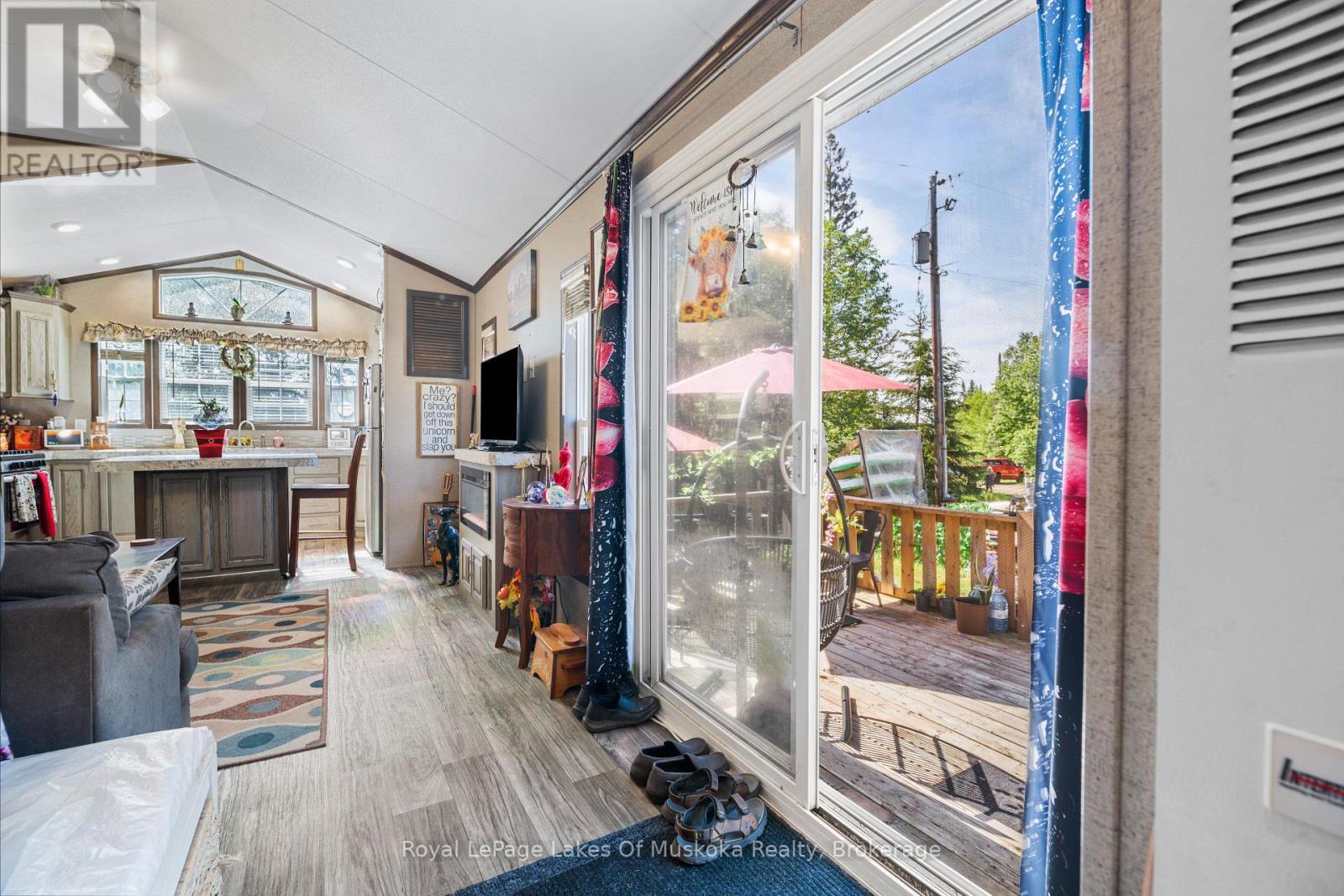 #5 98 NORTH SHORE ROAD - Image 4