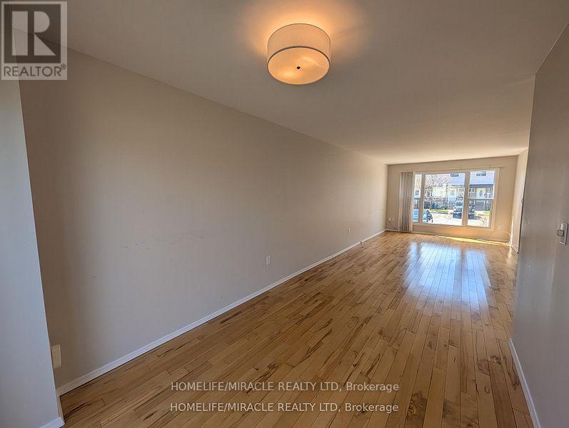 #7 27 ADDINGTON STREET - 11