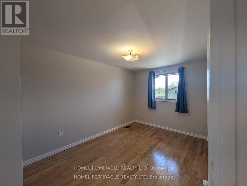 #7 27 ADDINGTON STREET - 33