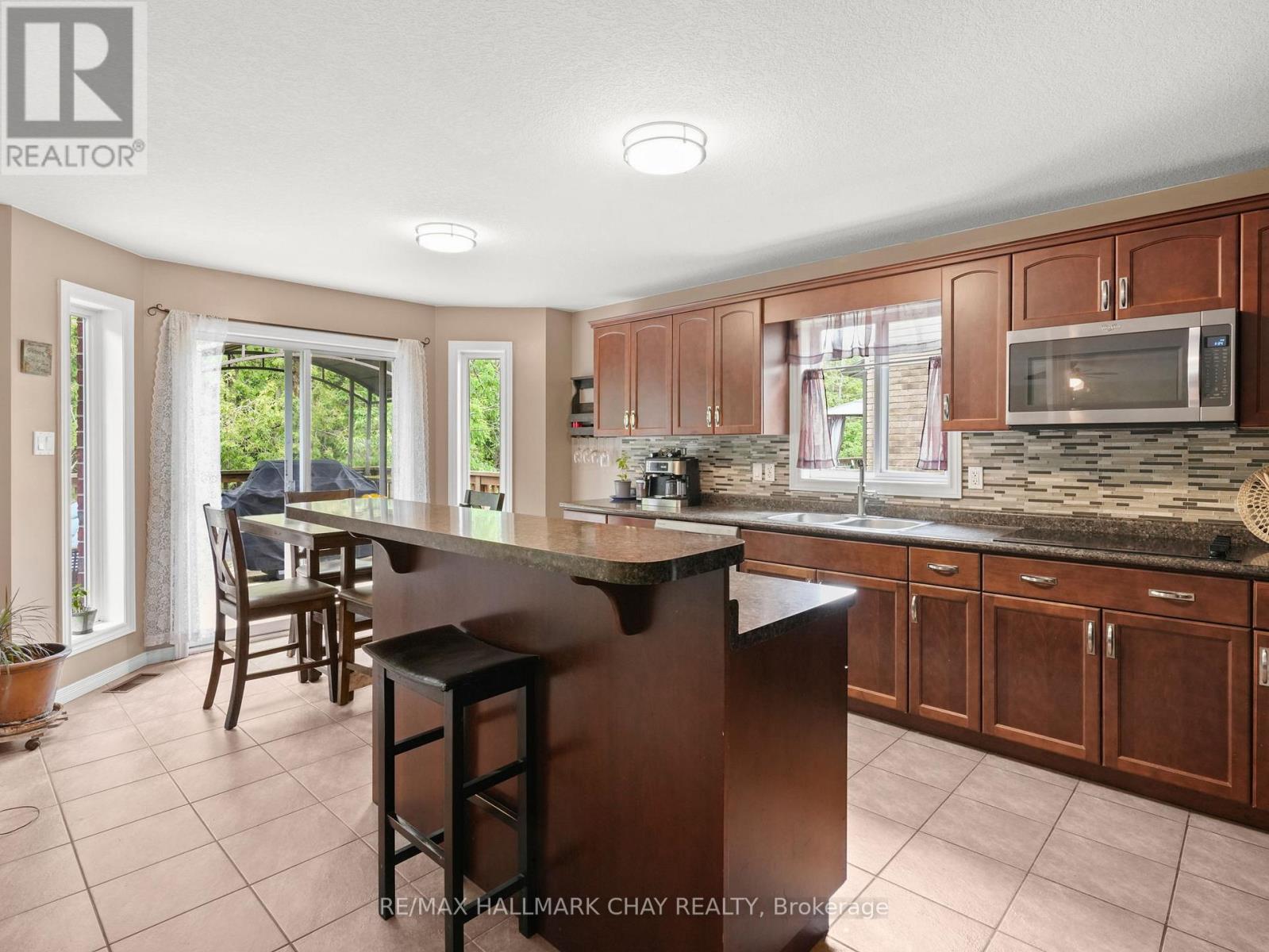 192 MURIEL STREET - 10
