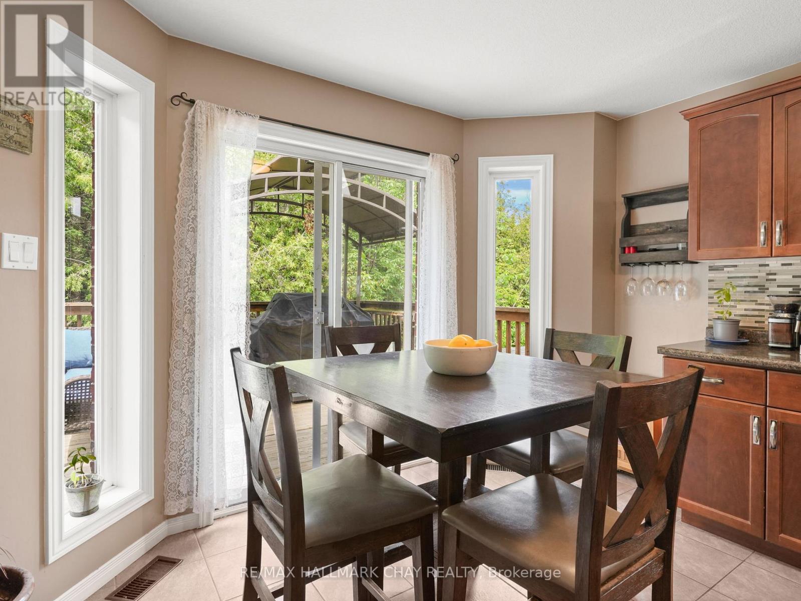 192 MURIEL STREET - 14