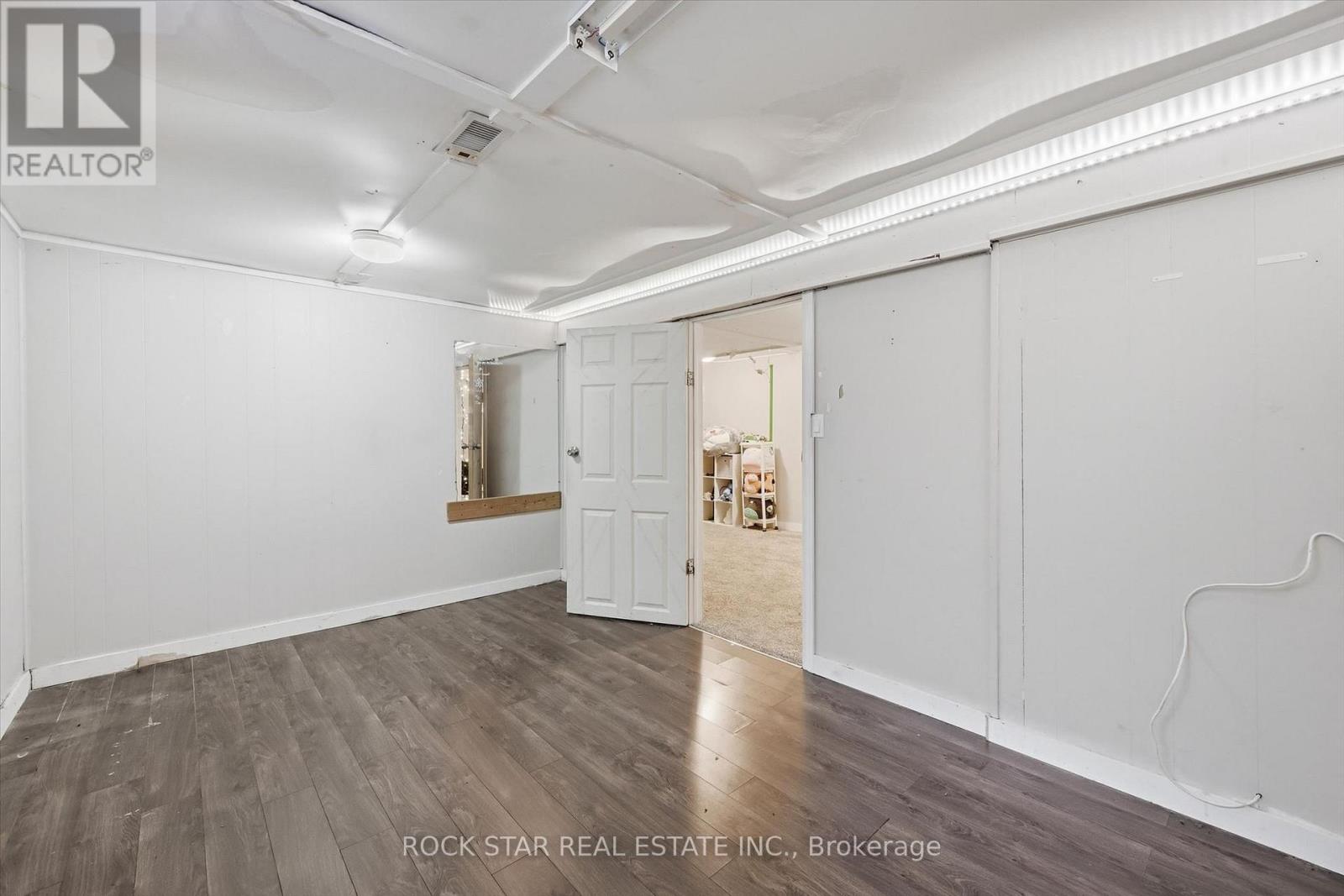 275 WEST 2ND STREET - 21