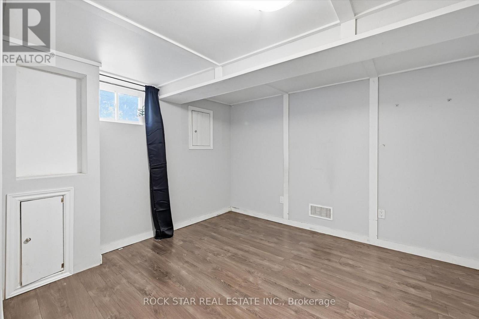 275 WEST 2ND STREET - 22