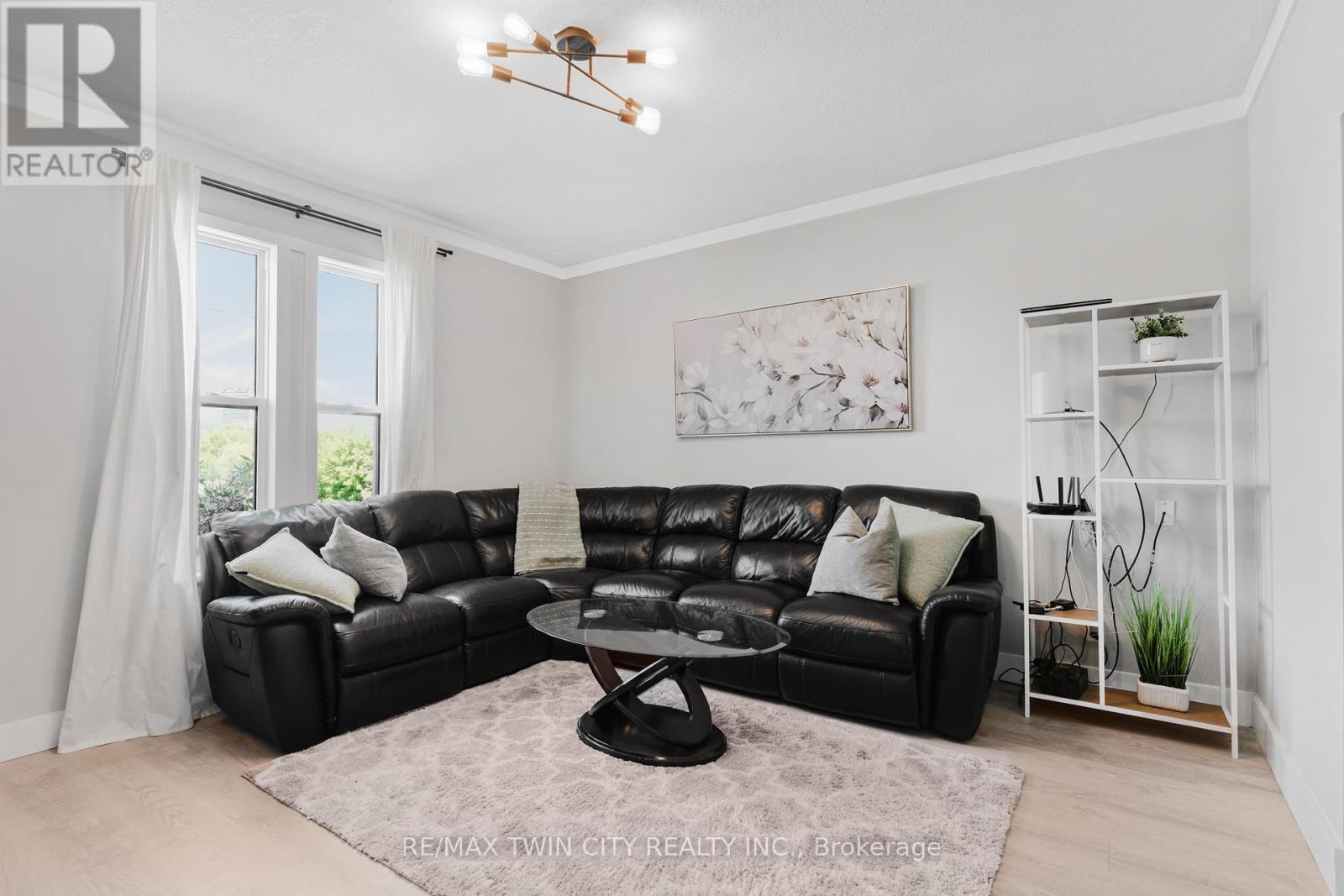 35 SHADE STREET - 9