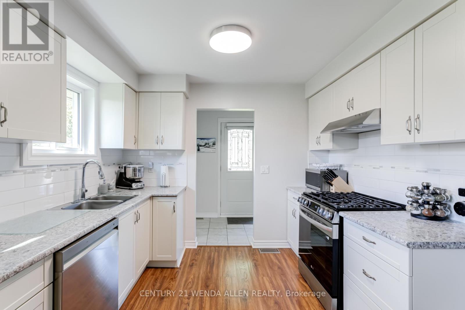 14 MANVERS DRIVE - 19