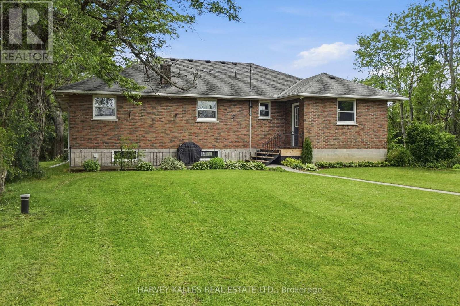 511 COUNTY ROAD 8 - 32