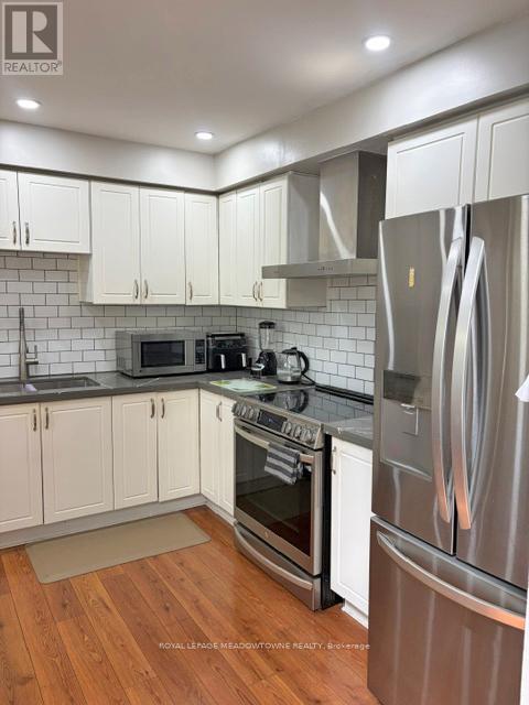 #7 26 RED HAVEN DRIVE - 13