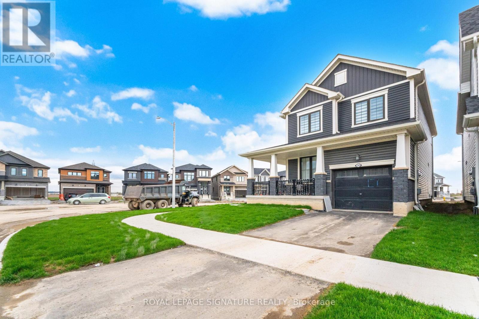 240 VELVET WAY - 4