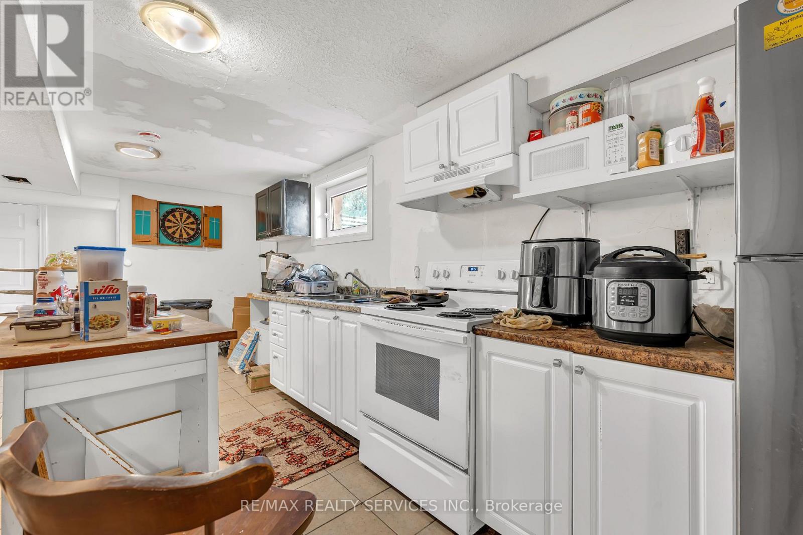 94 GAGE AVENUE - 22
