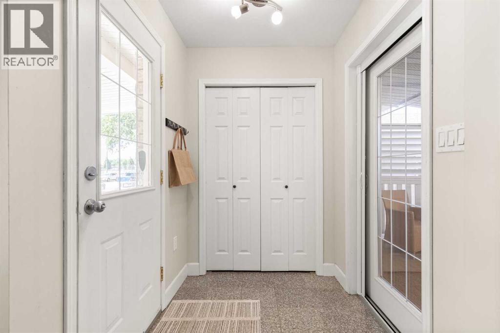 890 Hargrave Way NW - photo 5