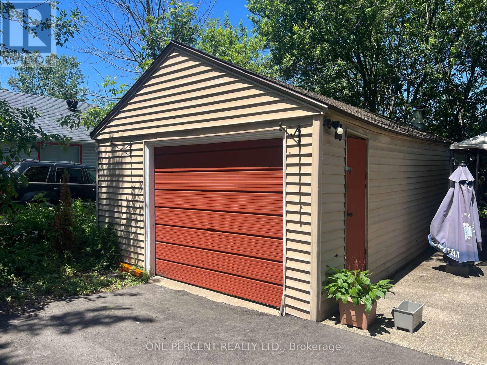 3050 JEWELL AVENUE - 4