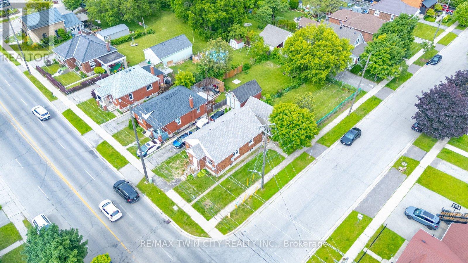 249 CLARENCE STREET - 5