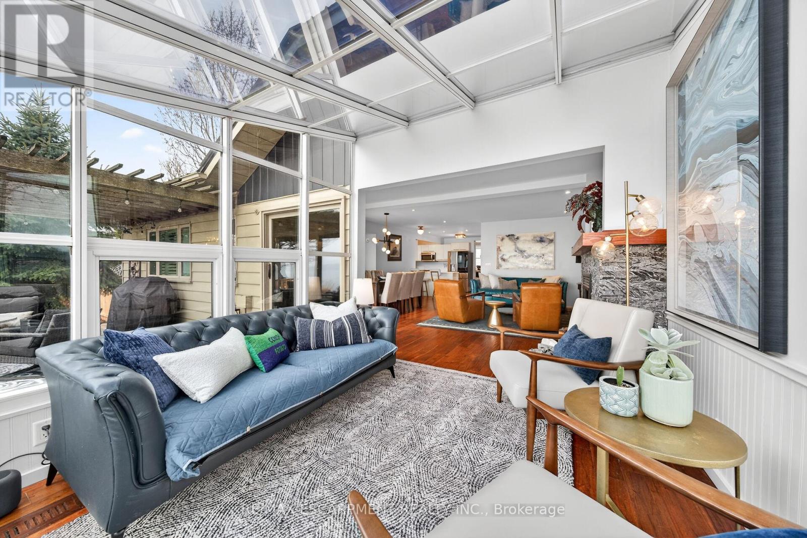 108 LAKESIDE DRIVE - 19