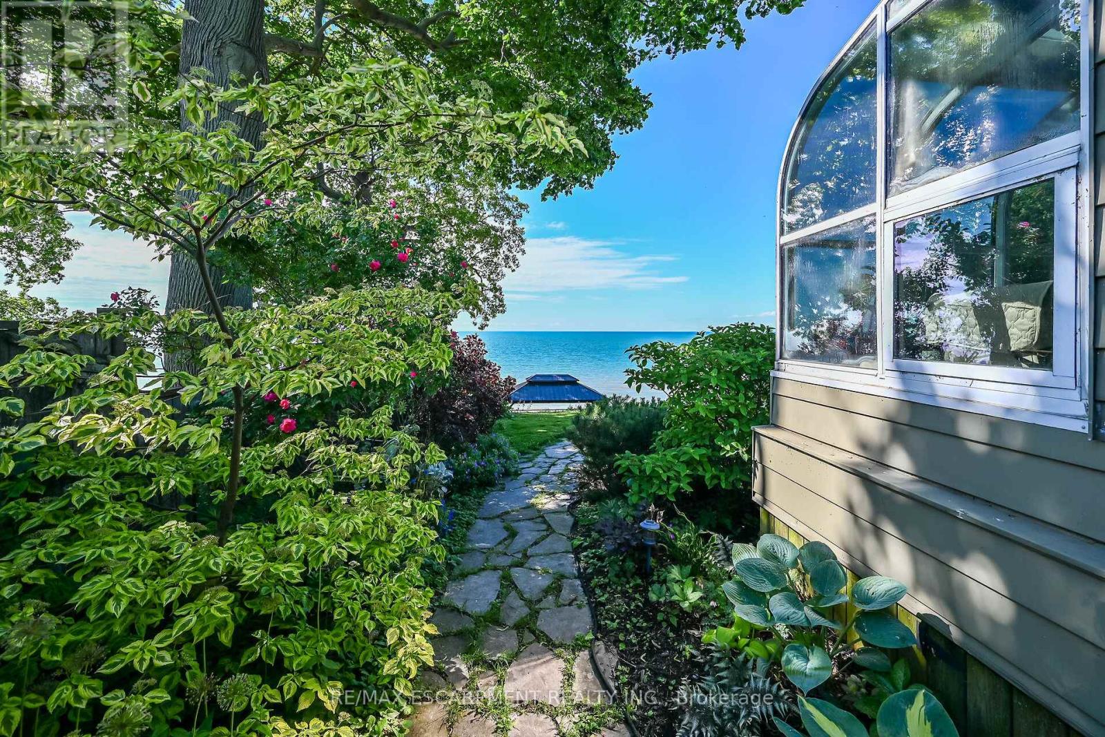 108 LAKESIDE DRIVE - 28