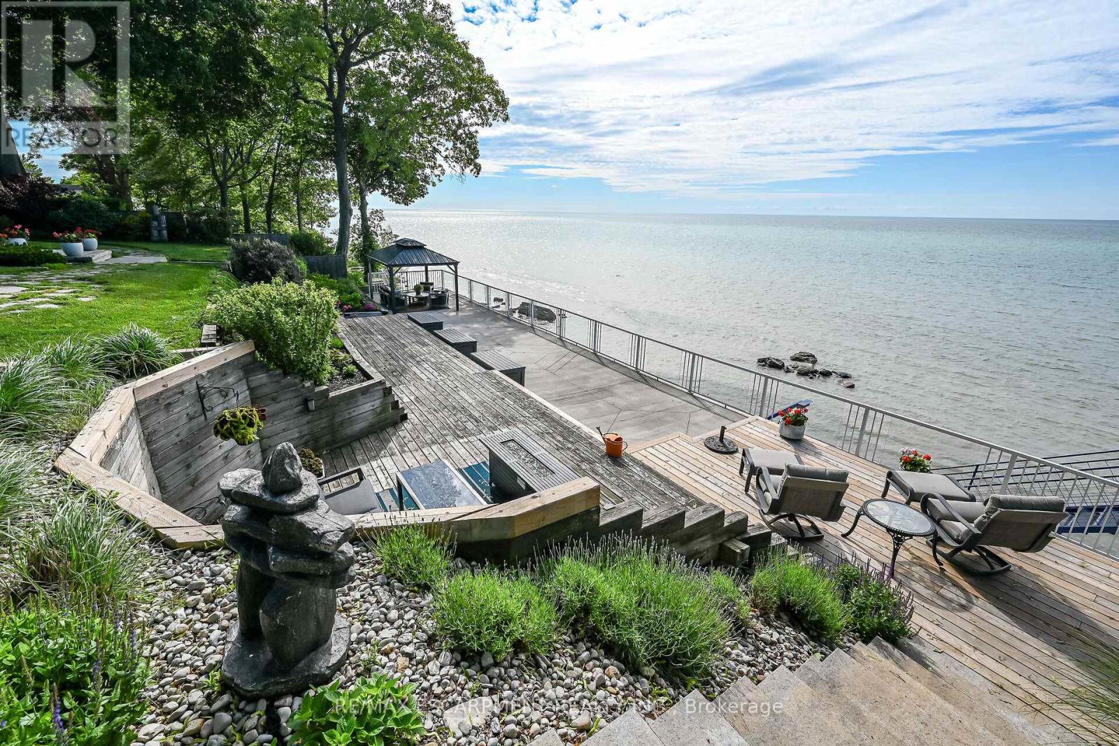 108 LAKESIDE DRIVE - 37